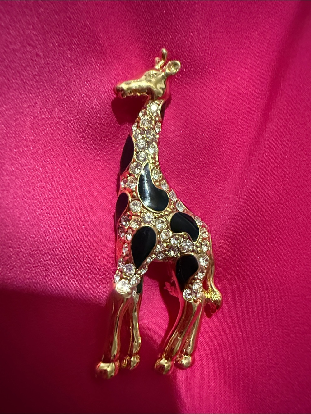 Vintage gold tone enamel  Giraffe Brooch with rhinestones